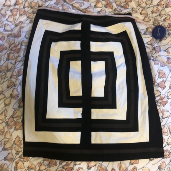 WHITE HOUSE/BLACK MARKET color block skirt - Picture 1 of 5